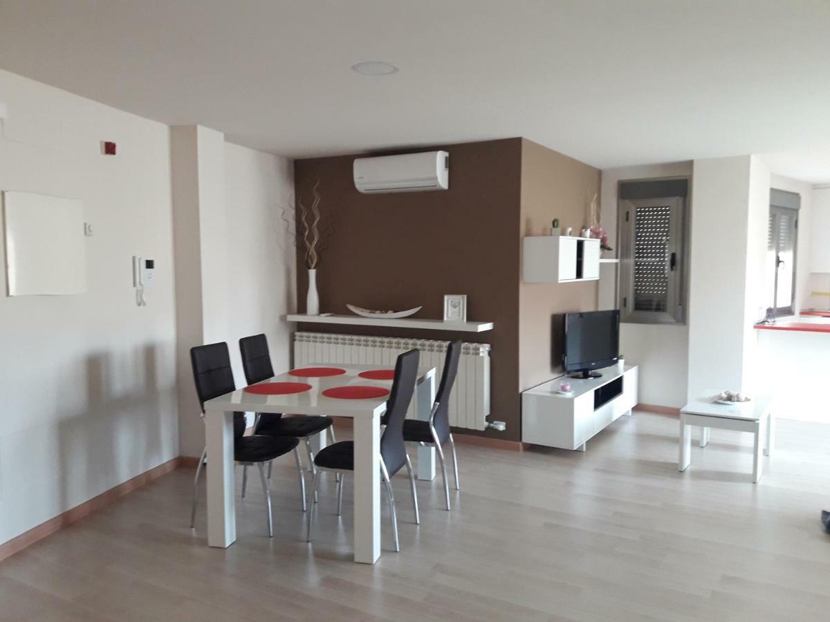 Apartamento Atico Lägenhet Valdepeñas Exteriör bild